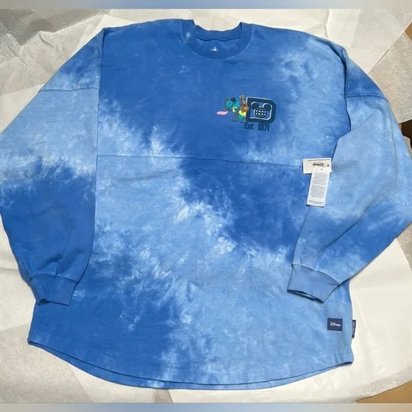 𝗟𝗮𝘀𝘁 𝗰𝗵𝗮𝗻𝗴𝗲 𝘁𝗼 𝗴𝗿𝗮𝗯 Nwt STITCH TIE-DYE DISNEY SPIRIT JERSEY blue - Picture 4 of 6